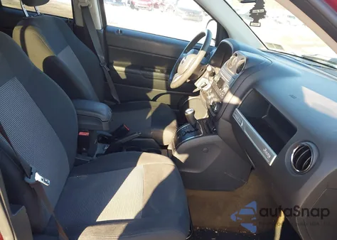 2016 Jeep Compass Sport from USA, damaged, VIN 1C4NJDBB7GD686405